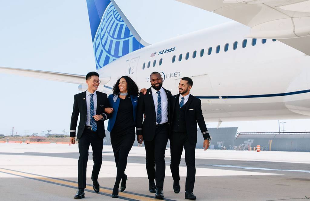 (Customer Service) Airlines Remote Customer Service Jobs, United Airlines Customer Service Jobs Remote @To Get Full @Info Click Now!!
